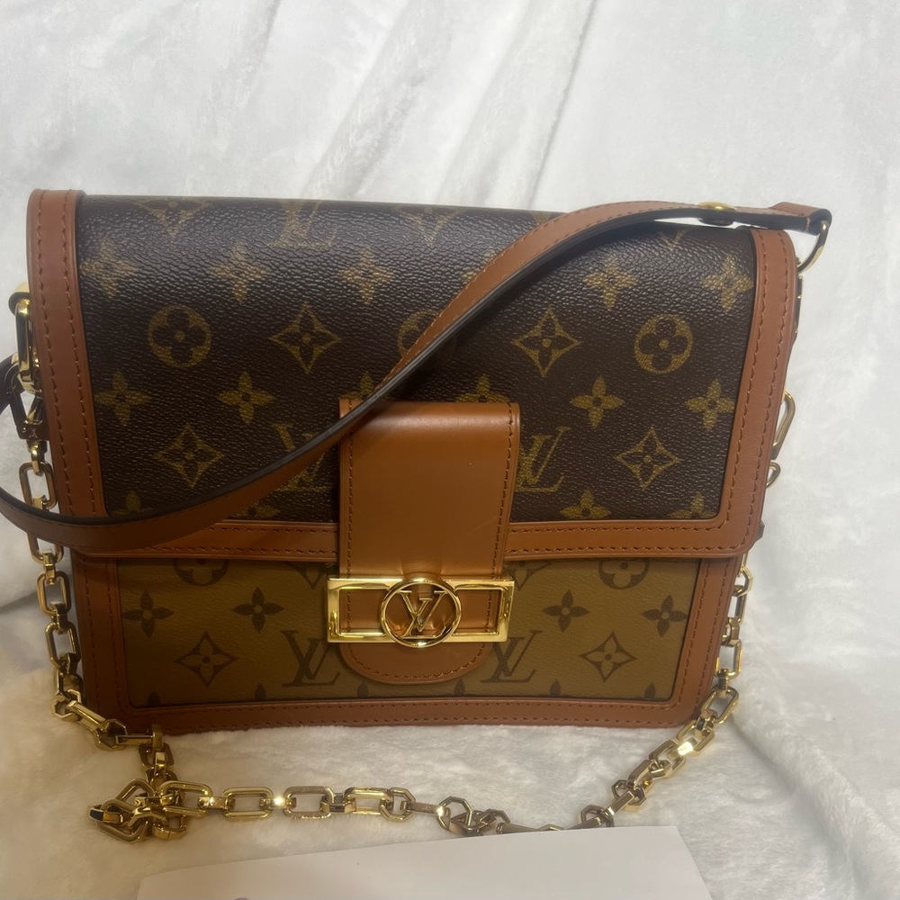 Louis Vuitton LV Dauphine MM Monogram Reverse Shoulder Bag Handbag